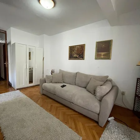 Flat In Centar In *