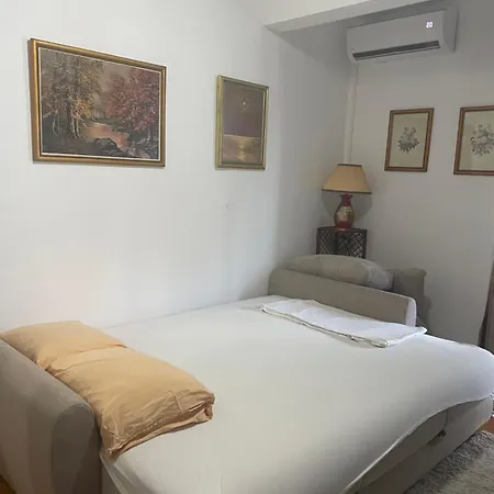 Flat In Centar In 부드바